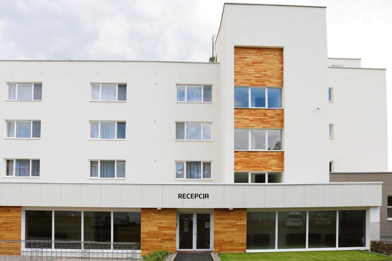 Residence Sirava *** Kaluža Esterno foto